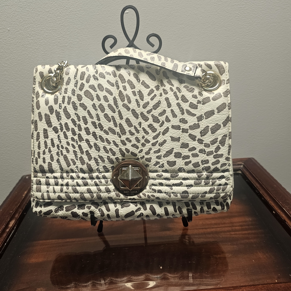 Kate Spade White and Gray Textured Clutch